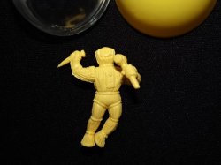 画像2: 募集超人 ワラ人形（黄）