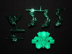 画像2: ストームガンダム・未切り（緑+緑メッキプラ）