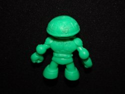 画像4: アレン（緑）