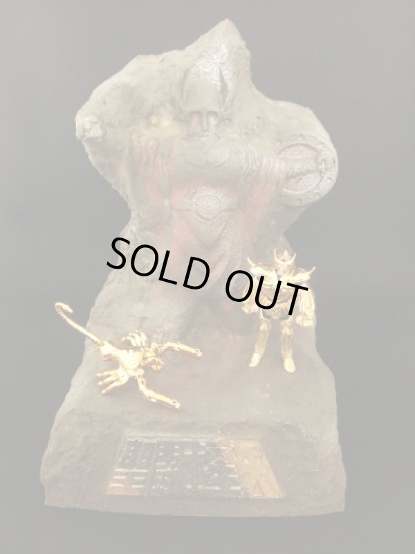 画像2: 非売品【80年代・店頭用ディスプレイ台座】聖闘士聖衣大系専用・聖闘士星矢クロス