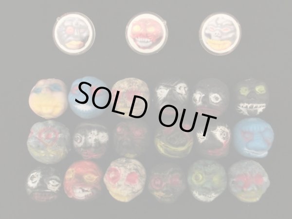 画像2: 明治食玩ホラーボール18個+空箱+バッチ