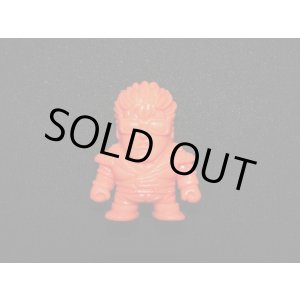 画像: ケンシロウ（橙）