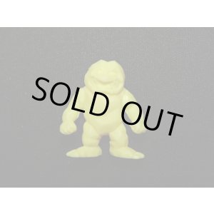 画像: イワオ（黄）