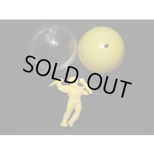 画像: 募集超人 ワラ人形（黄）