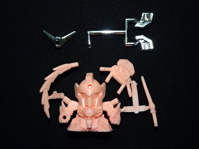 画像1: ドラゴンガンダム・未切り（薄橙+銀プラ）