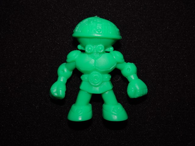 画像1: アレン（緑）