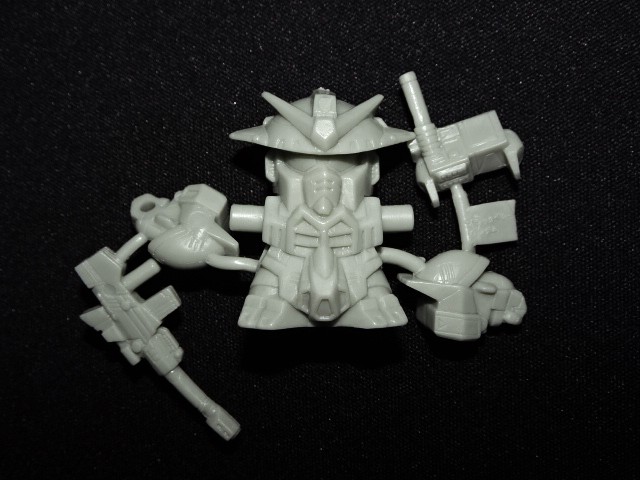 画像1: ブラックベレーガンダム・未切り（グレー）